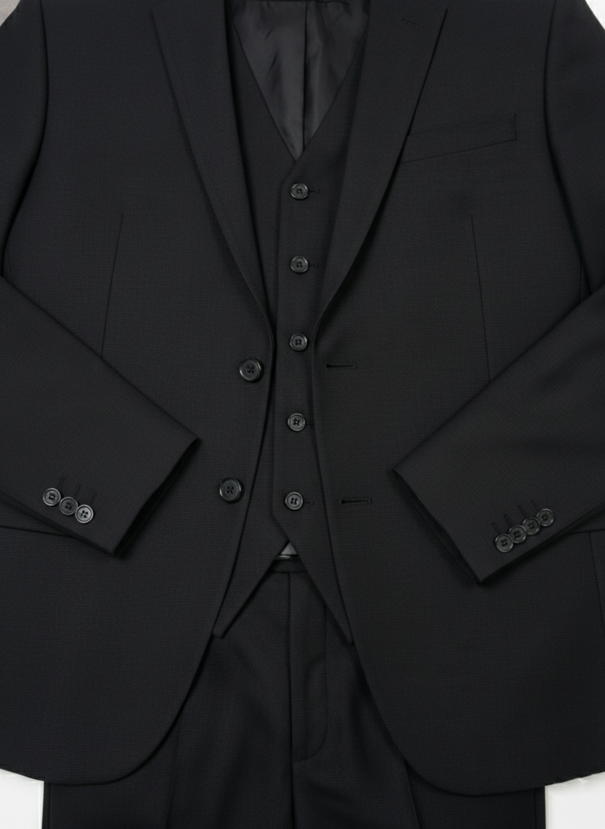 The Traingle Signature Jet Black Three-Piece