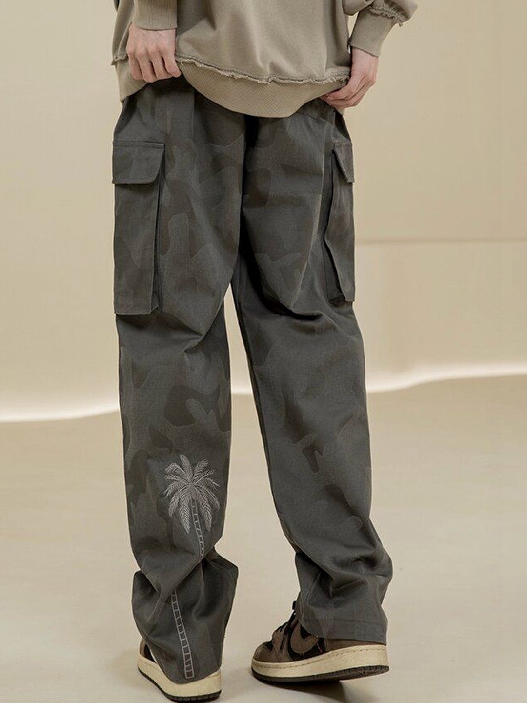 Men's Relaxed Fit Tonal Camo Cargo Pants | Baggy Streetwear Utility Trousers